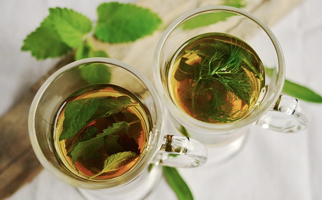 Kratom je i na kocovinu. 
